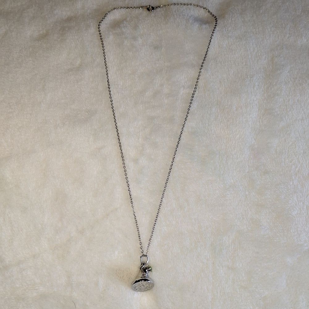 Enduring Kiss Pendant Necklace